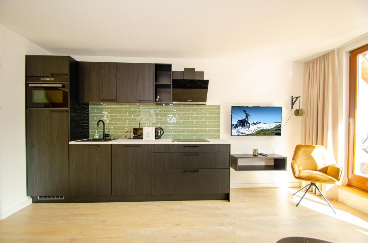 Post Residence Apartments By All In One Apartments 젤암제 외부 사진