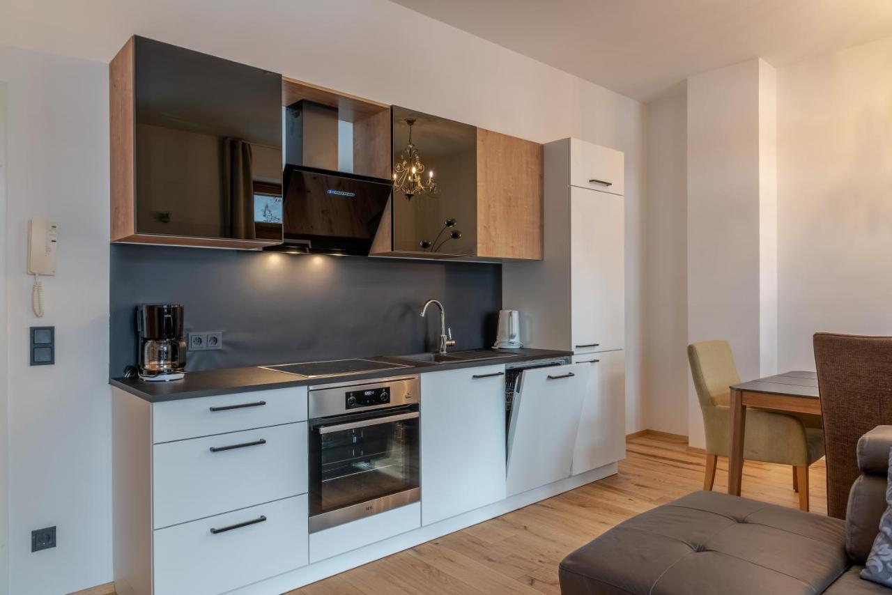 Post Residence Apartments By All In One Apartments 젤암제 외부 사진