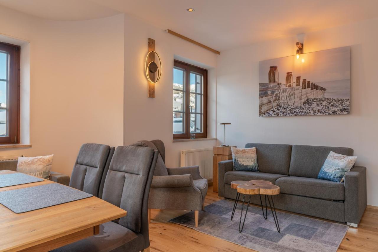 Post Residence Apartments By All In One Apartments 젤암제 외부 사진